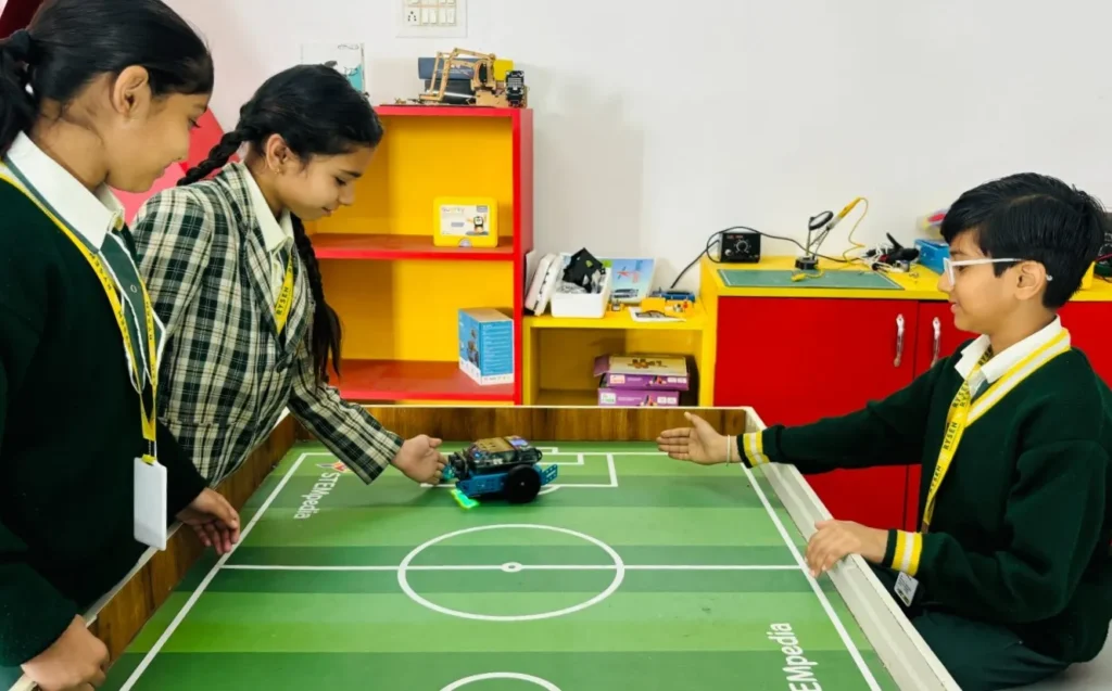 What Is Activity-Based Learning? Benefits for Students